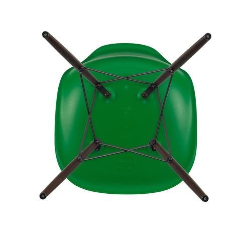 Cadeira Eames em Plástico DSW / Base dark maple